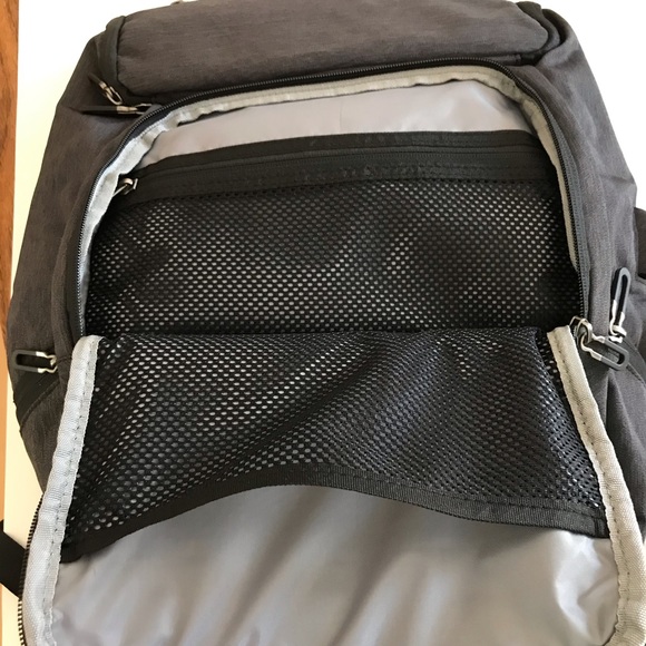 NWT Multi-Compartment Backpack - Picture 6 of 7